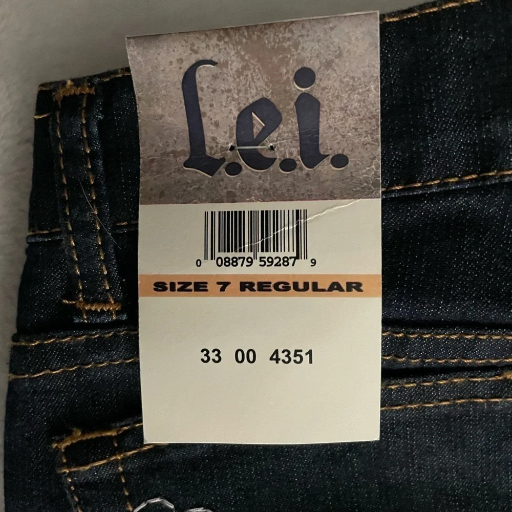 L.E.I. Dark Denim Butterfly Flare Jeans size 7 girls NWT